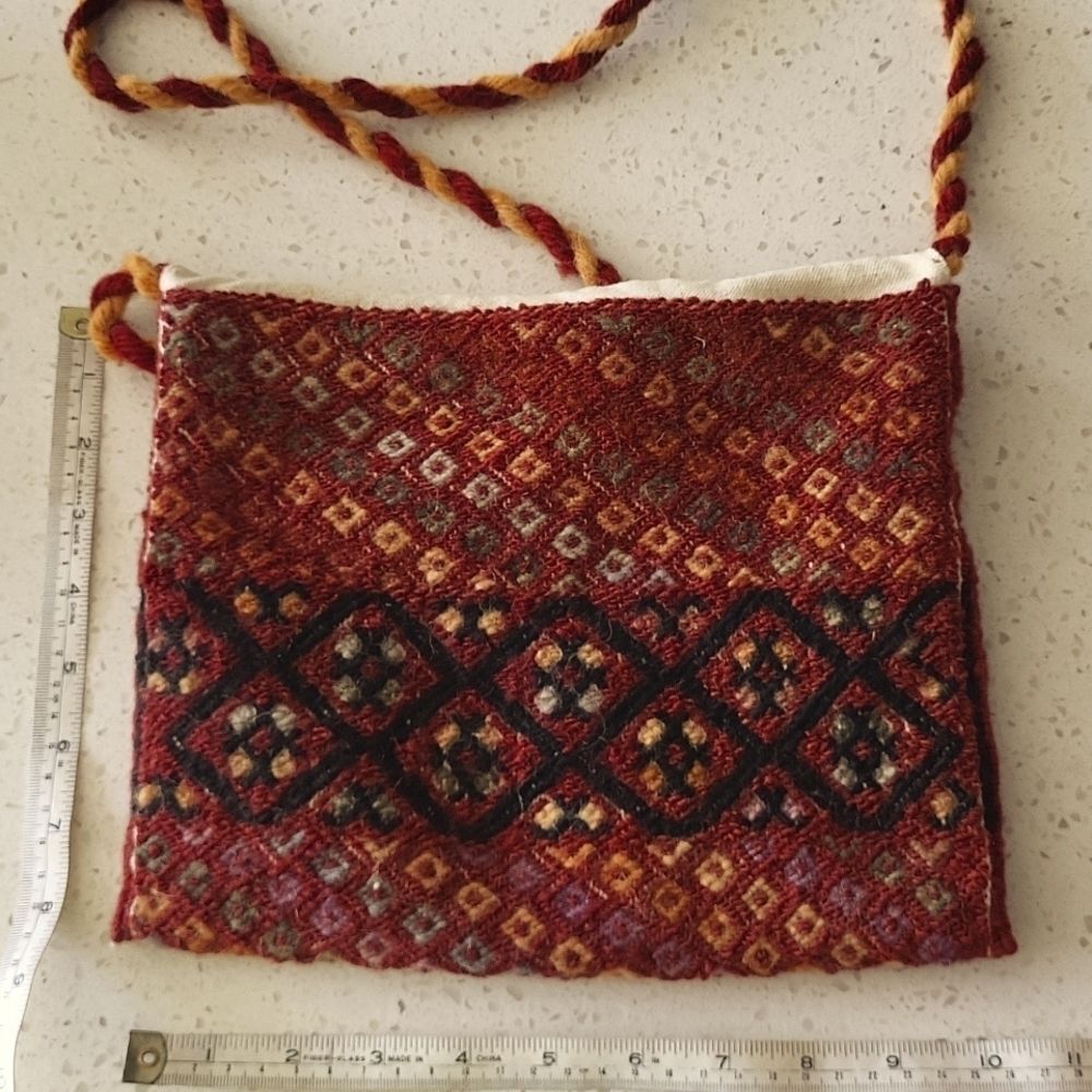 Handcrafted Patterned Shoulder Bag - Picture 5 of 6